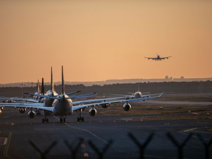 Boeing a Airbus mají obavy o bezpečnost letadel. Kvůli 5G sítím