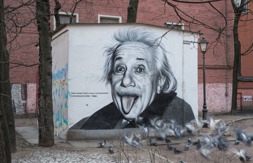 Svět hledá nového Einsteina. Může ho přinést koronavirová krize?