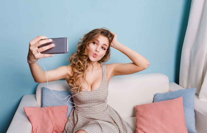 Jak zařídit, aby si teenageři nenechali diktovat ideál krásy od sociálních sítí