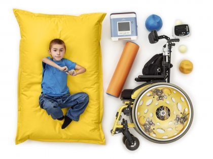 Bez pomoci by synovi se svalovou dystrofií nemohla koupit ani invalidní vozíček
