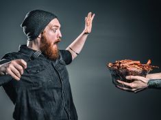 Všeho s mírou. U červeného masa obzvlášť. Můžete z něj mít těchto 8 nemocí