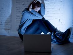 Z facebooku, twitteru nebo instagramu můžete mít depresi