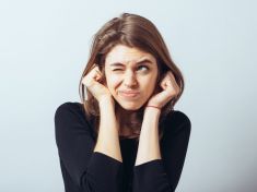 Propojujeme svět slyšících a neslyšících, říká ředitel Tichého světa