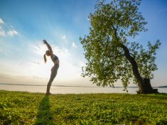 Americká farmářka vymyslela nový druh jógy. Jaká zvířata jí k tomu pomohla?