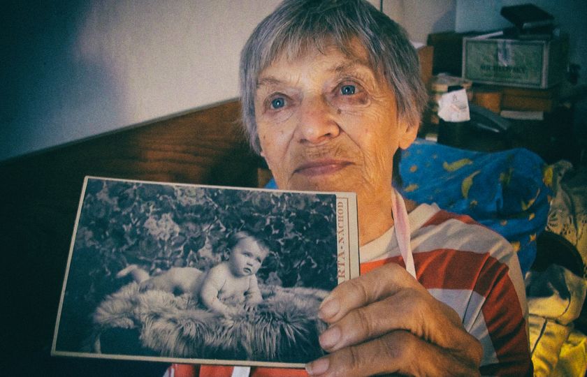 Film Sama s Lubou Skořepovou upozorňuje na samotu lidí ve stáří