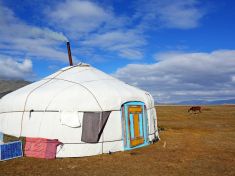 Noc v netradičním kočovném obydlí? Teď ji můžete strávit v Plzni.