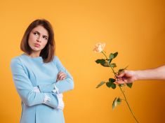 Květiny nenoste. Raději se upřímně omluvte