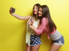 Na Facebooku jsou všichni dokonalí. Jak z toho nebýt ve stresu?