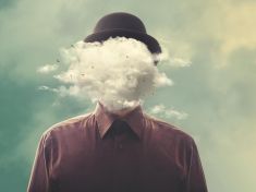 Pokojný bojovník Dan Millman: S hlavou v oblacích a nohama pevně na zemi