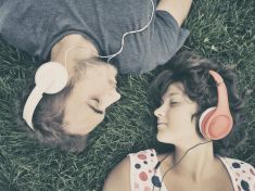 Jste empatizátor nebo systemizátor? Podle Greenberga záleží na tom, co vám hraje do uší