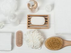 10 bio produktů, které musíte mít v koupelně 