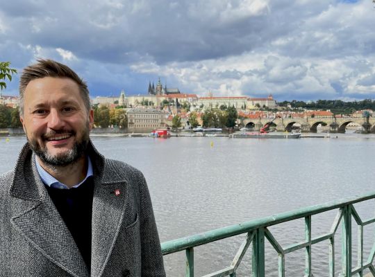 Primátor Bratislavy: Co je to československá lavička a čím můžeme Prahu inspirovat?