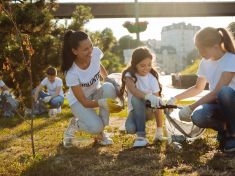 Do nového roku s dobrým skutkem. Které projekty můžete podpořit?