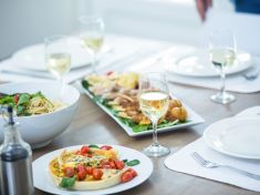 Toužíte po jedinečném gurmánském zážitku? Spárujte víno či pivo s bezmasými pokrmy