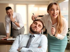 Aprílové žertíky už se u nás zabydlely. Ale odkud se vzaly? 