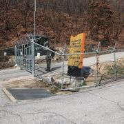 Tady se to láme. Severokorejští i jihokorejští vojáci jsou na pozornost zvyklí