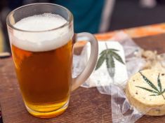 Od kouření konopí se ustupuje. Jsou zdravější způsoby, jak ho využít