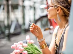 Uživatelé konopí mohou být šťastnější. Mají zodpovědnější životní styl