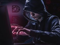 Netěží někdo na vašem telefonu kryptoměnu?