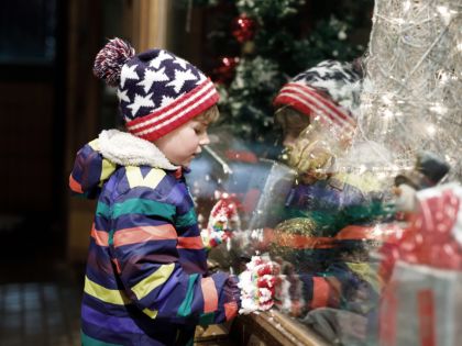 Zařadily se už předvánoční nákupy mezi vánoční tradice?