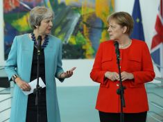 Angela končí: Proč se ženám v době prosperity vládne hůř?