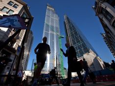 Obyvatelé Londýna se stěhují do mrakodrapů. Jenže co Praha?