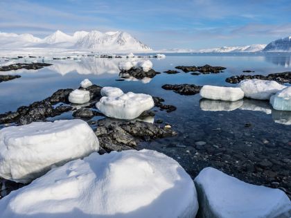 Led v Arktidě sice taje, jinak ale kolem Arktidy přituhuje