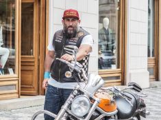 Aaron Günsberger: Praha má být hrdé město, ne Disneyland pro lowcost turisty