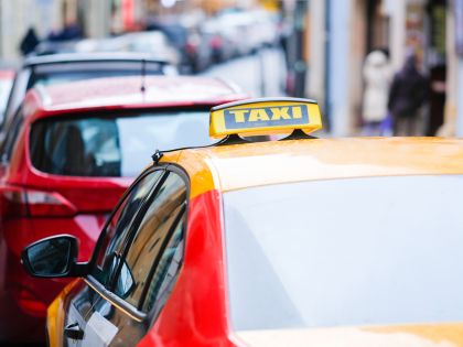 Pražané taxikářům nefandí, chtějí víc alternativních služeb, ukázal výzkum