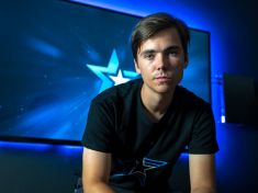 Profesionální hráč Štěpán Mach: eSport je trend, všímají si toho už i sponzoři