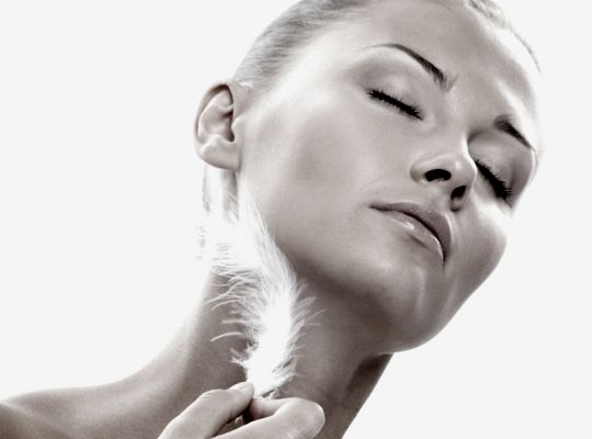 ASMR: Vědeckou senzaci plnou mozkového orgasmu si přivlastnil YouTube