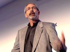 Hvězdy start-upů míří do Prahy.  Vystoupí kolega Steva Jobse i šéf Avastu