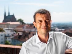 Zakladatel Pirátské strany: Hájíme soukromí i právo na informace, lidi do vlády máme