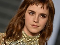 Herečka Emma Watsonová chodí sama se sebou. Ten trend ale nevymyslela