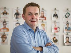 Největší problém nastane, až lidé rezignují na pravdu, říká šéf Reportéru