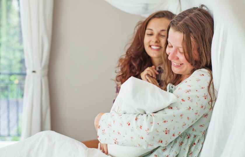 Proč česká legislativa brání zakládání porodních domů