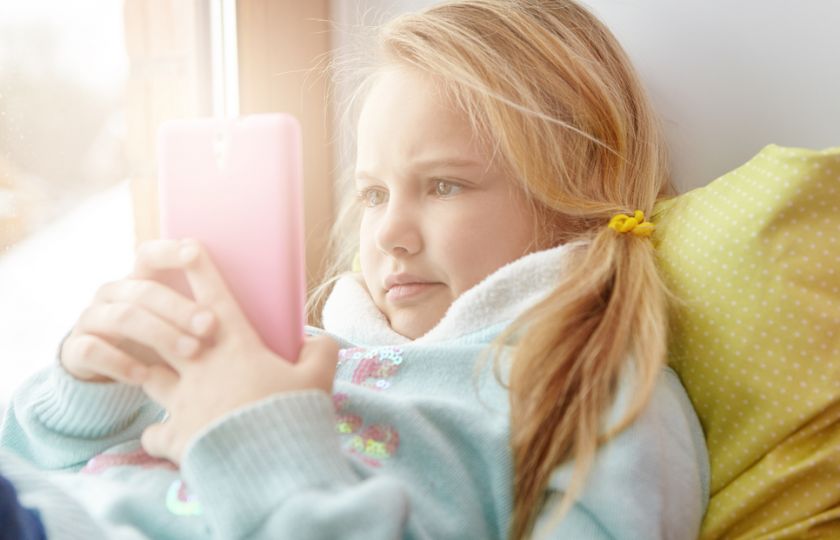 Jak na #denoffline II.: Co s dětmi a jejich nezastavitelnou touhou zírat do mobilu