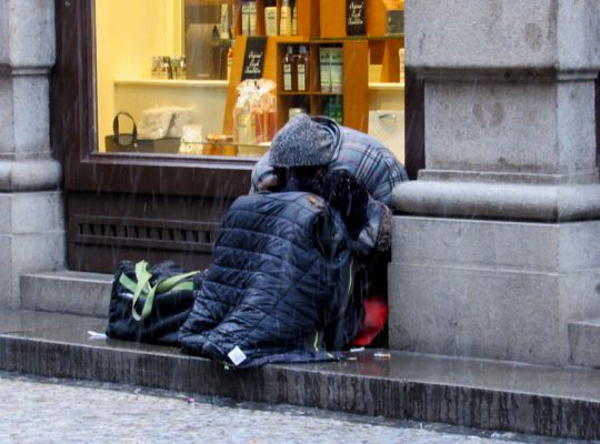 Praha pomůže lidem, kteří se ocitli na ulici. Buduje síť kontaktních míst