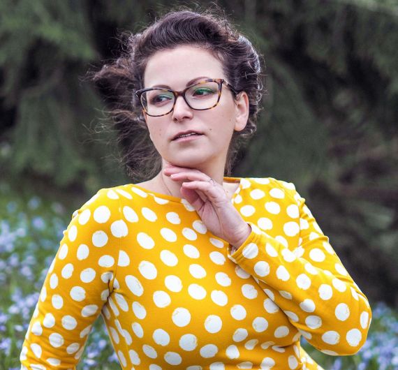 Pomalá móda nemusí být drahá. Záleží na výrobci, říká odbornice na udržitelnost