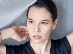 Face jóga vás zbaví vrásek i akné. A funguje i na psychiku, říká lektorka