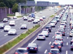 Dá se udělat funkční e-shop na dálniční známky za víkend? Jak to vidí odborníci