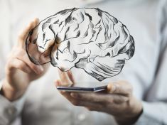 Vypnout telefon nestačí. Pokud se chcete soustředit, musí z místnosti