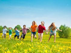 Je vaše dítě Blíženec? Hodně s ním mluvte a naslouchejte mu!