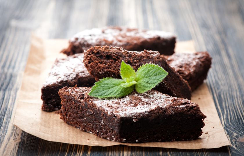 Brownie nejen pro vegany: s cuketou, karobem a lněným semínkem