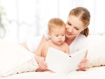 Děti, kterým se čte už v kojeneckém věku, jsou prý chytřejší