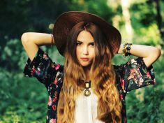 Budeme oblékat už jen recyklovatelné plasty? Módní firmy na tom už pracují...