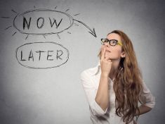Nová „tabletka“ na úspěch? Prokrastinace!