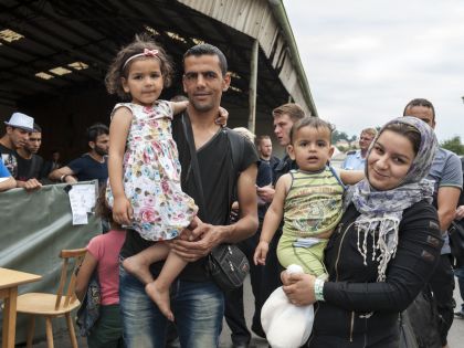 Miliony lidí na útěku mají svůj den. Německý projekt LidiceHaus nabízí naději a perspektivu