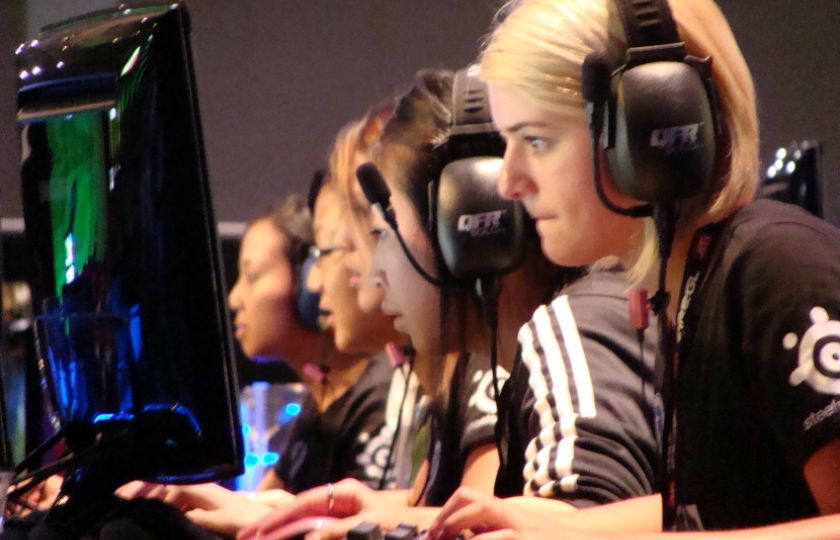 Girl Geeks přede dveřmi: proč množství hráček počítačových her roste