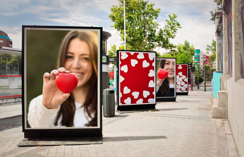 Od guerilly k billboardům: Pět přístupů k outdoor reklamě v amerických městech